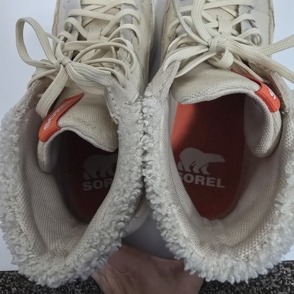 Sorel Out N About 503 Cozy Boots in cream - Picture 11 of 12